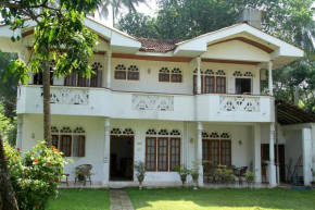 Отель Gudsmith Home  Negombo